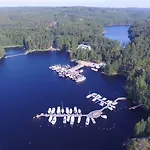 Sahanlahti Отель Пуумала