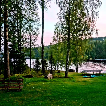Hotelli Sahanlahti